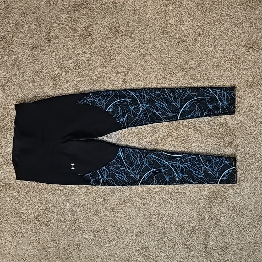 Under Armour Womens Heat Gear Leggings Medium